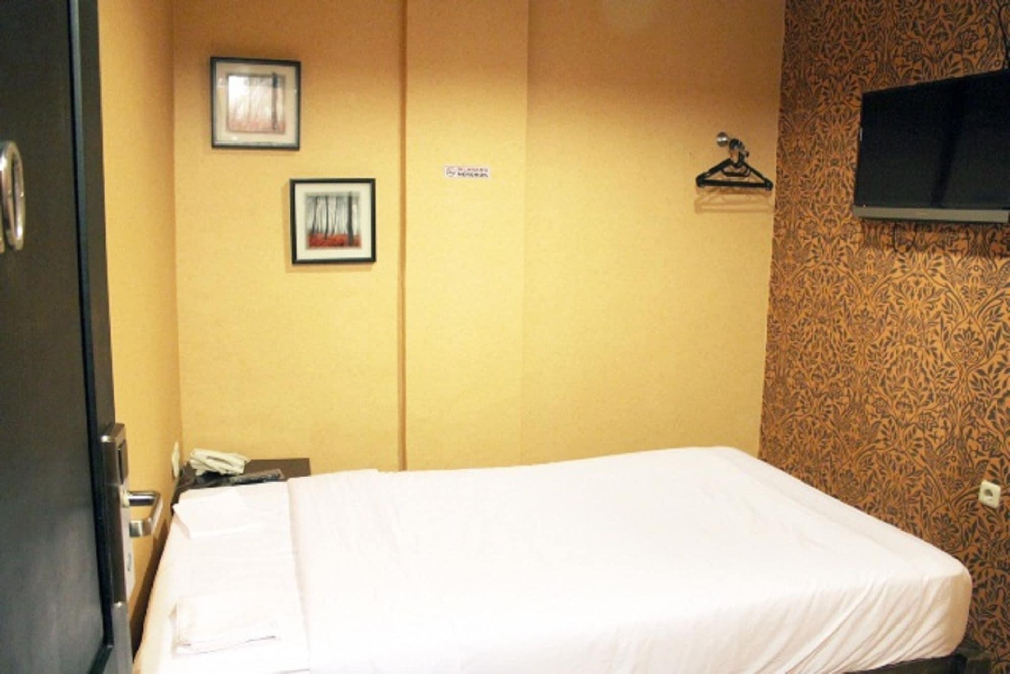 Twins Hotel Jakarta Exterior photo