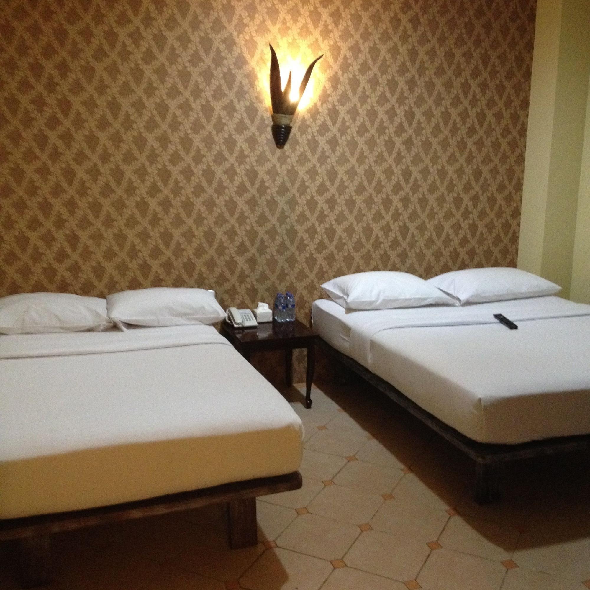 Twins Hotel Jakarta Exterior photo